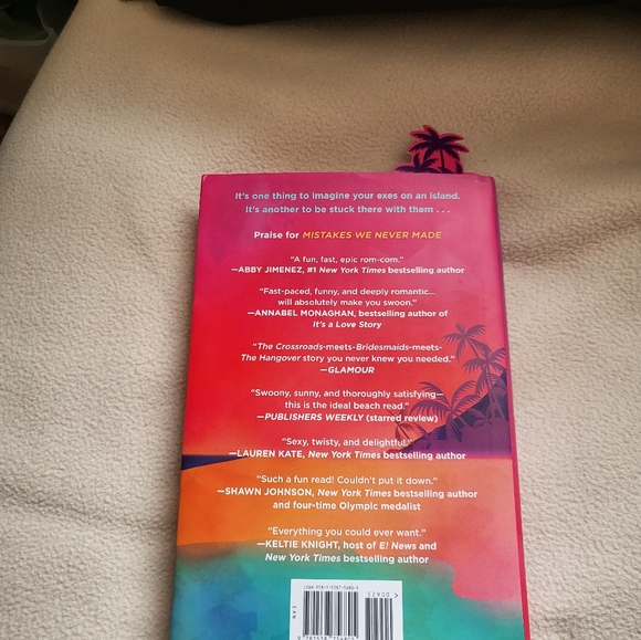 The Four Engagement Rings of Sybil Rain Book By Hannah Brown SIGNED EDITION - Picture 3 of 3